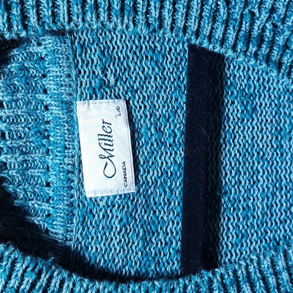 Woman's long sleeve knitted sweater - Picture 2 of 6